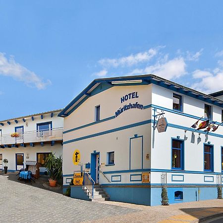 Hotel Am Mueritzhafen Garni Варен Екстериор снимка